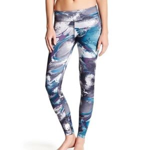 Beyond Yoga Multi Color Print Lux Leggings Medium